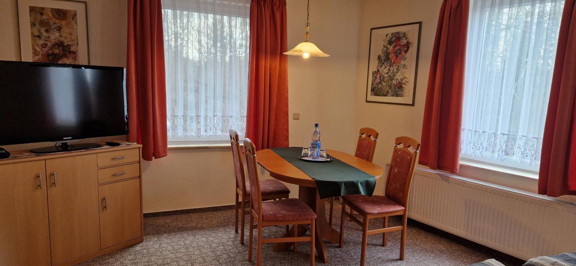Galeriecafe Und Pension Ambiente Zittau Buitenkant foto